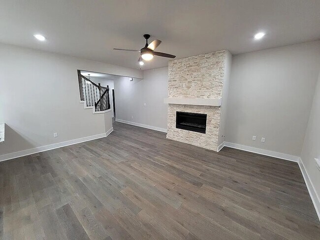 Photo - 4202 SW Plumley Ave