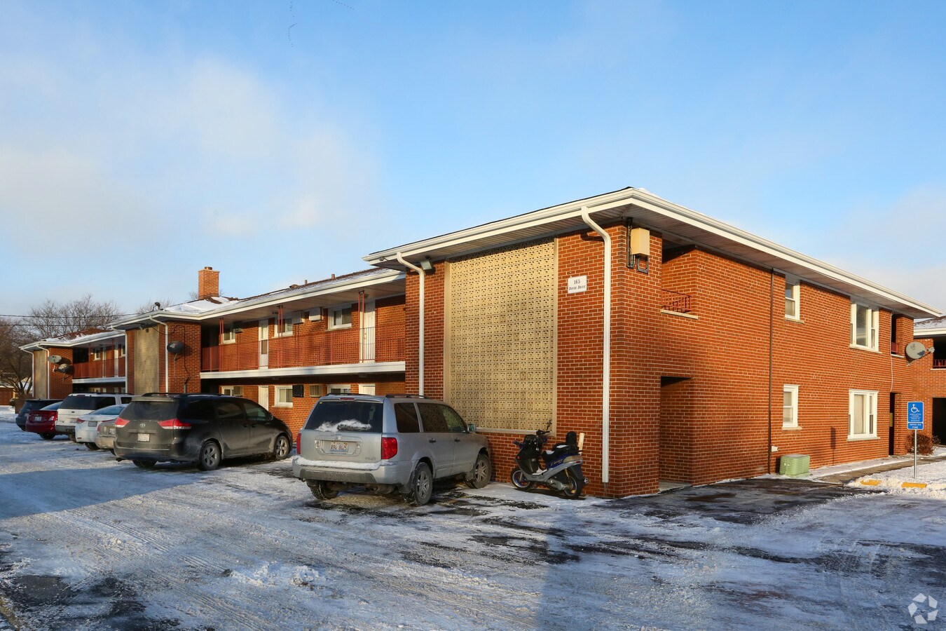 Photo - Dover Pointe Condos