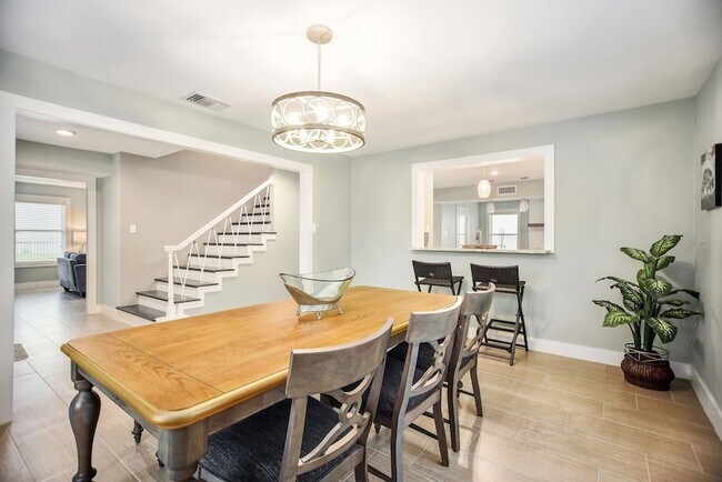 Photo - 8 Las Brisas Pl