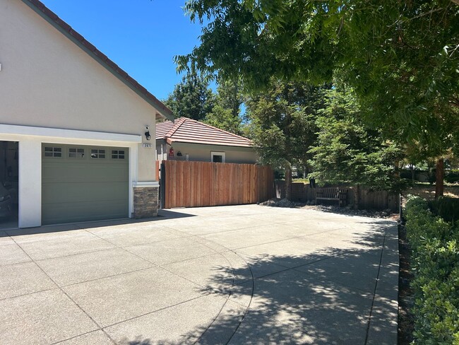 Photo - Beautiful Single Bedroom ADU in Brentwood