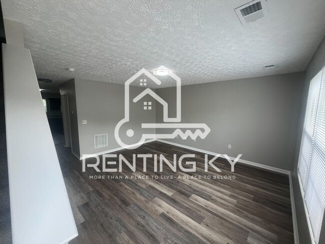 Photo - 2-Bed, 1.5-Bath Townhome with large kitche!