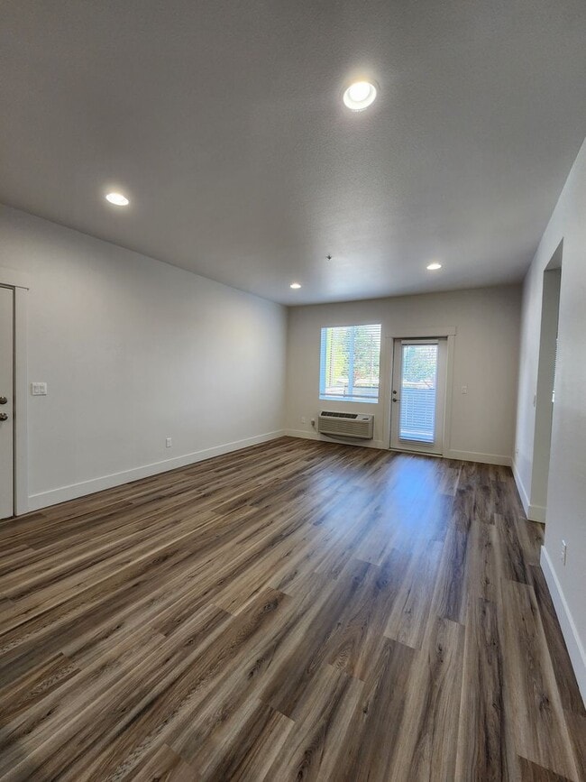 Photo - Beautiful Brand New Modern Apartment Homes... Unit 1065-101