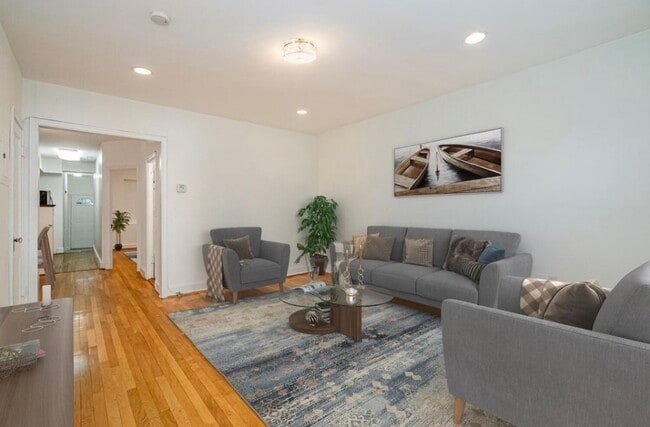 Photo - 209 19th St NE Unit 4