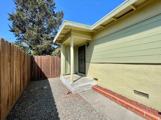 Photo - Three Bedroom North Napa Home