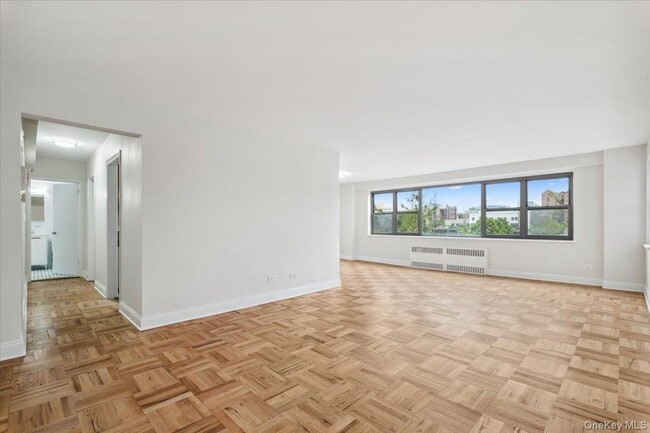 Photo - 2 Washington Square Unit 1G