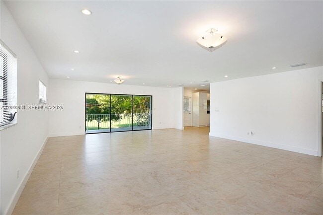 1175 Campo Sano Ave Unit 1175