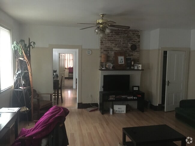 Building Photo - 53 S 18th St Unit 2 Rental