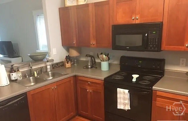 Photo - 2070 Lakeside Dr