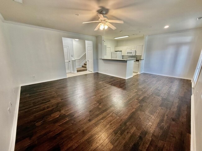 Photo - Two bedroom in the heart of Daniel Island - Daniel's Landing