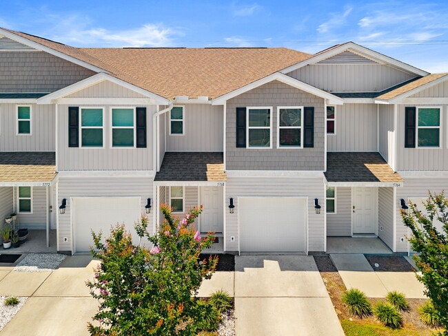 Building Photo - 5768 Callaway Cir