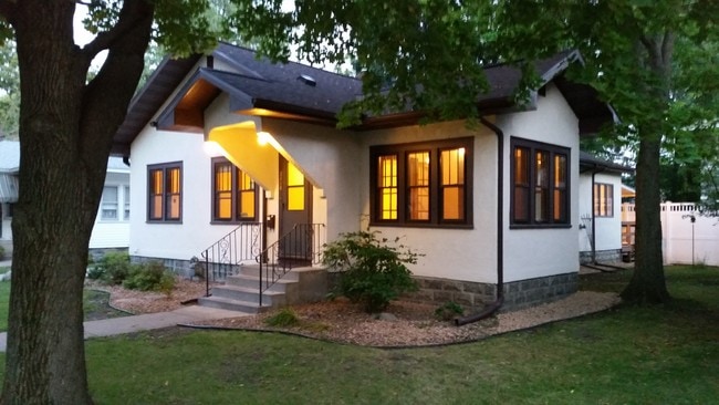 Photo - 2118 Cass St