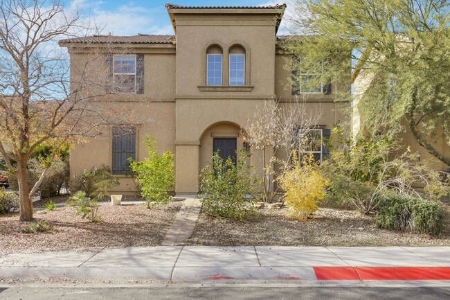 Building Photo - 3 bedroom with 2 car garage