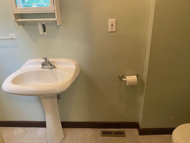 Photo - 614 Humboldt Ave Unit 614 1/2