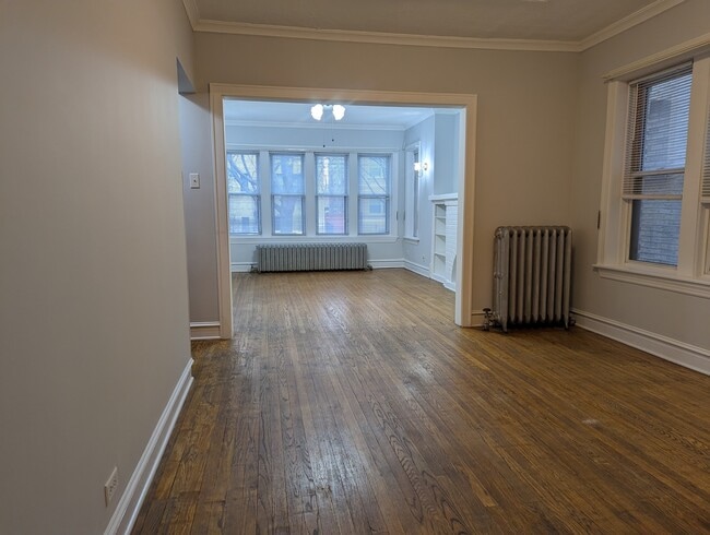 Photo - 5650 N Spaulding Ave Unit 2