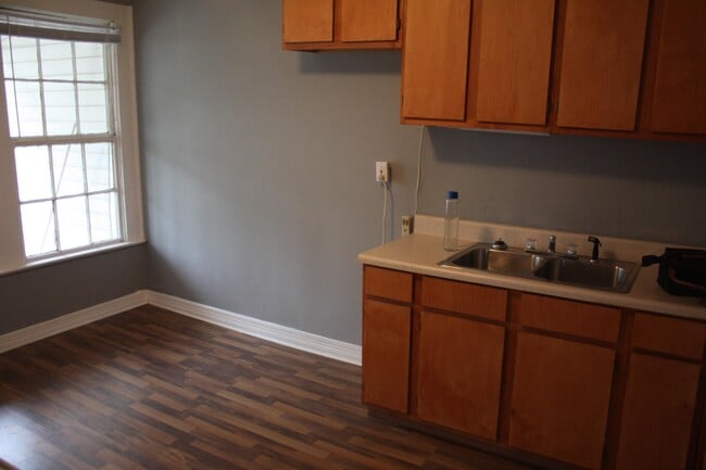 Photo - 547 Atlanta Ave SE