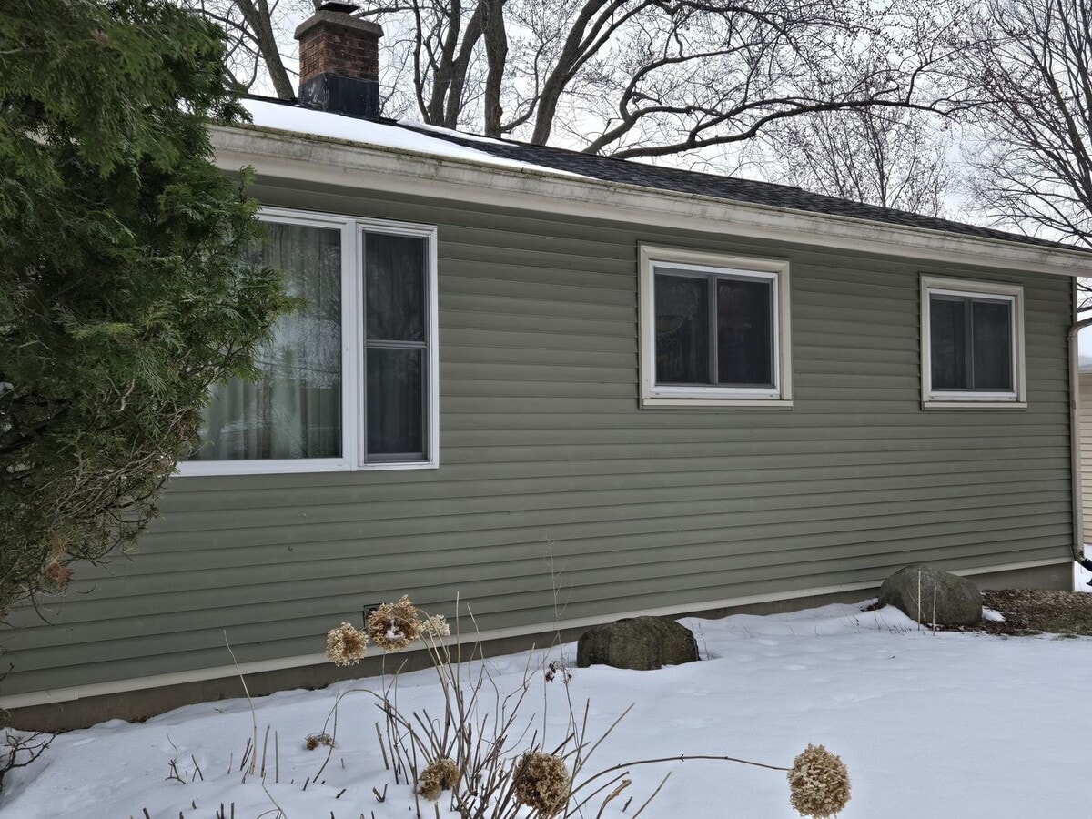 Updated Ranch For Rent Coming Soon - Updated Ranch For Rent Coming Soon