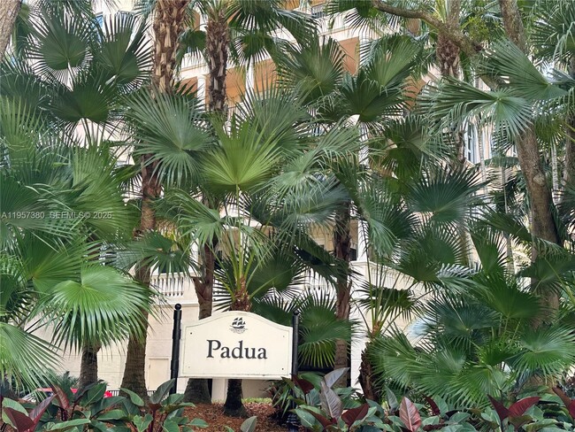 Photo - 13633 Deering Bay Dr Unidad 256