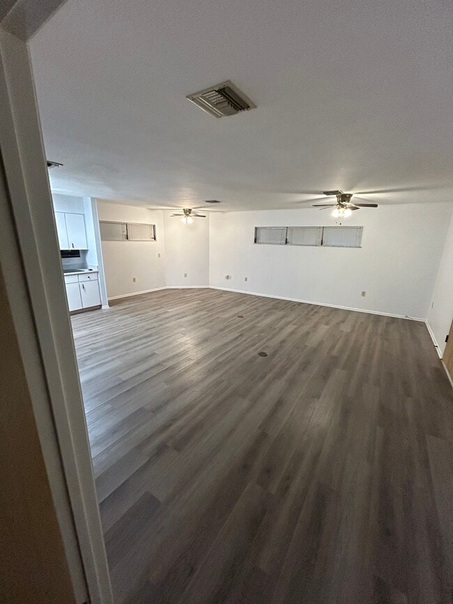 Photo - 117 E Coleman Cir Unidad 1