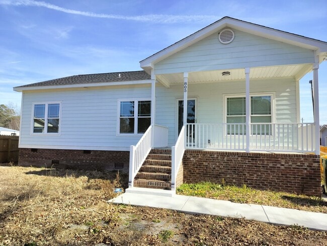 Building Photo - Lumberton Star