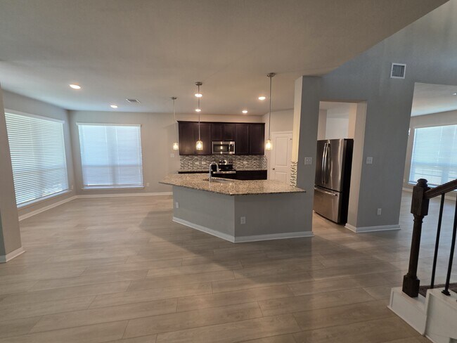 Photo - 10001 Kensley Rose Dr