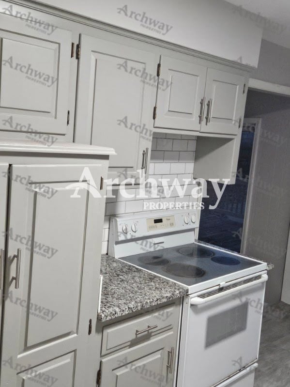 Photo - 1600 W Elm Terrace