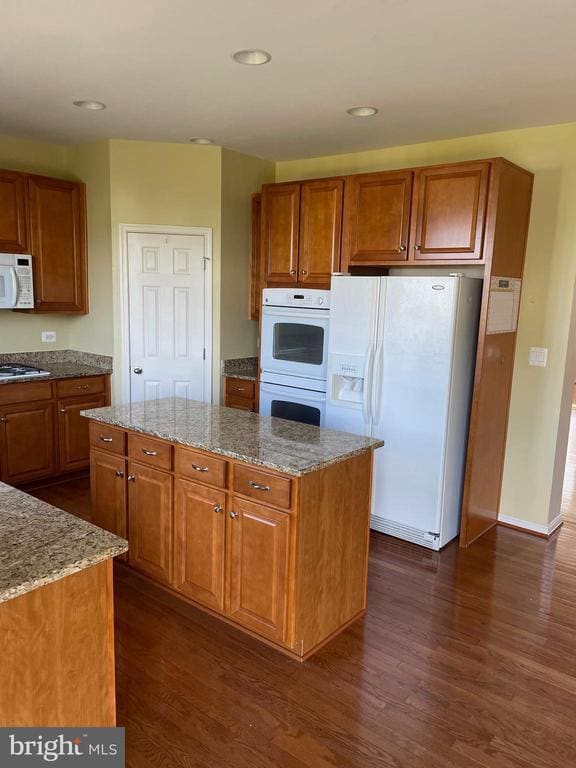 Photo - 233 Morlyn Dr