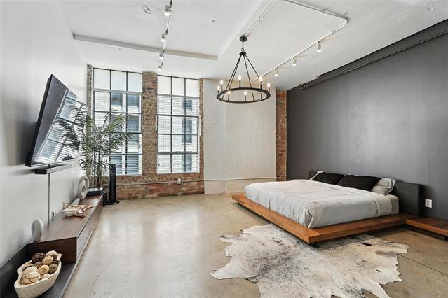 Building Photo - 1122 Jackson St Unit 719