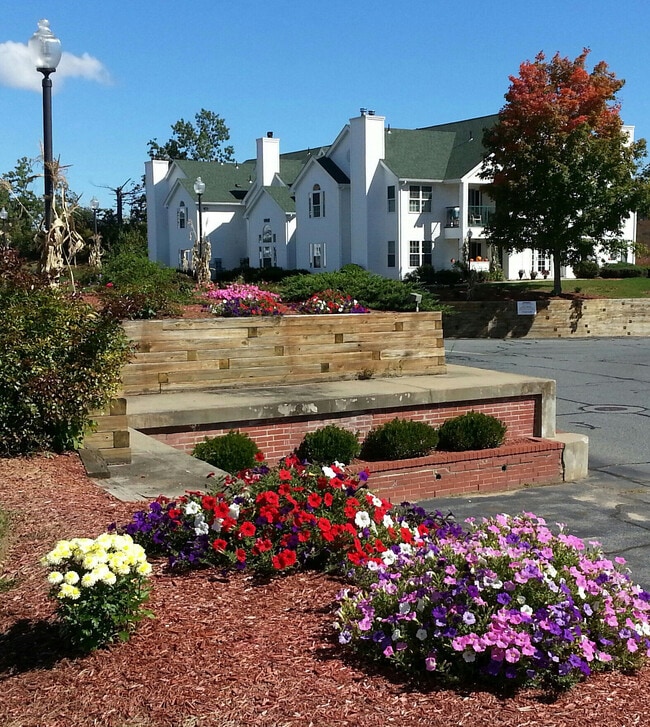 Rosemeade Apartments For Rent in Southbridge, MA
