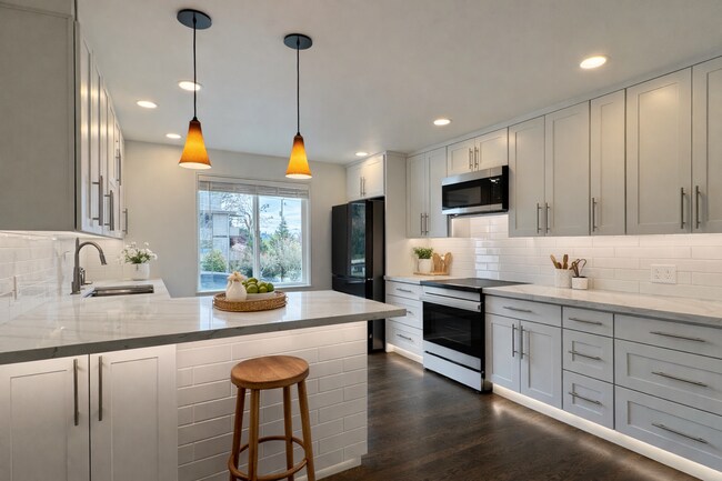 Photo - 6210 5th Ave NW