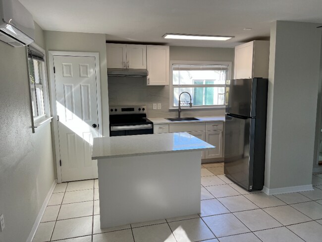 Photo - 4118 Nelson Ave