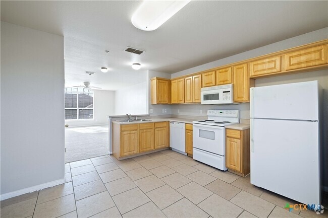 Building Photo - 3110 Douglas Fir Dr Rental