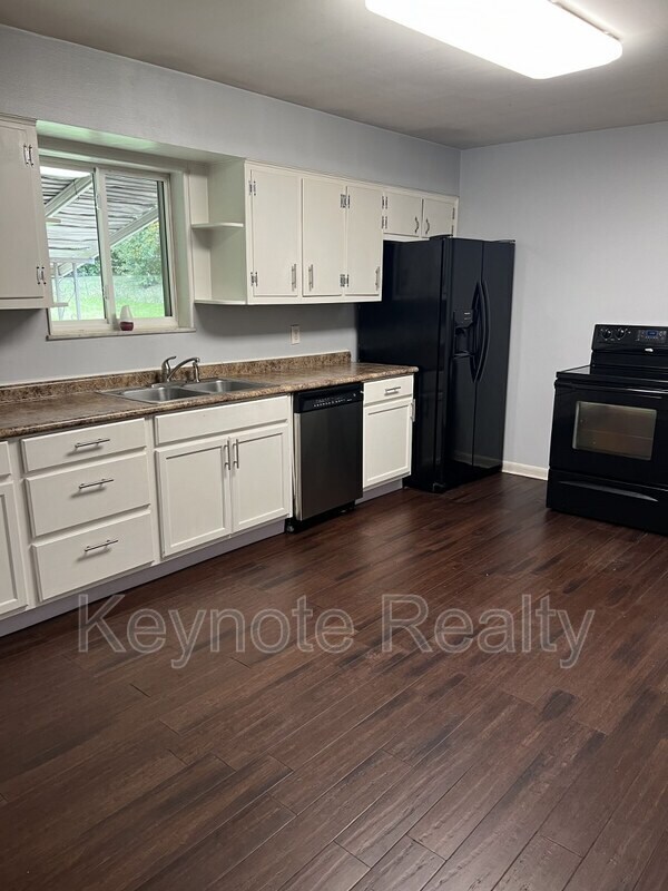 5688 Decker Rd Rental For Rent in Franklin, OH