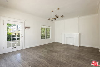 Photo - 1553 N Stanley Ave