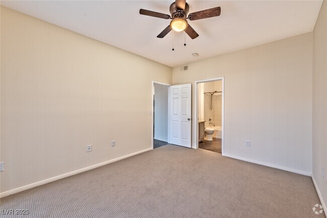 Building Photo - 8555 W Russell Rd Unit 2093 Rental