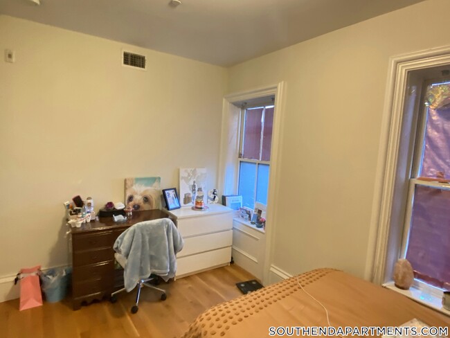 Photo - 656 Massachusetts Ave Unidad 5