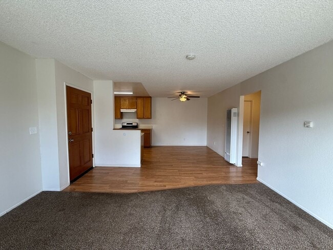 Photo - Quail Meadows Upstairs Condo Unidad 208C