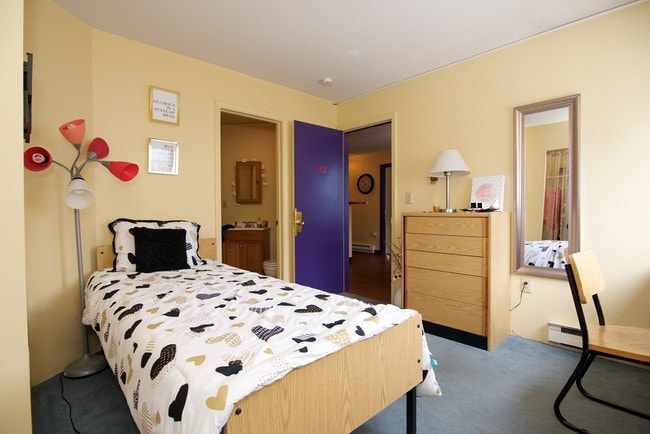 The Village - Renaissance Village Suites LLC - Suite Style Living - Student Housing Plattsburgh NY - Rent a Bedroom and a private Bathroom and share Kitchen and Dining Area with 3 other Students
