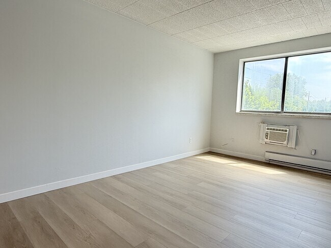 Photo - 3503 Sandwich St. Unit 303