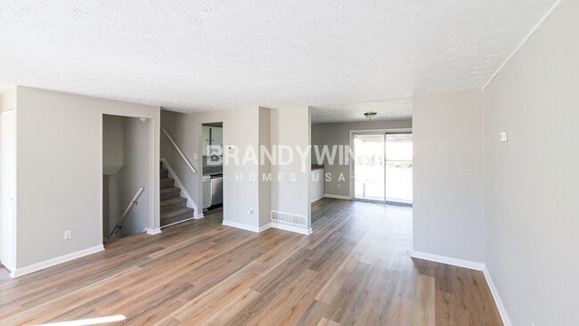 Photo - 3225 Valley Bend Rd