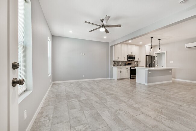 Photo - 4323 Ursuline St