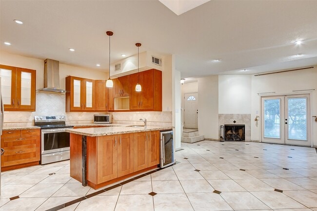 Photo - 7350 Kirby Dr Unit 5