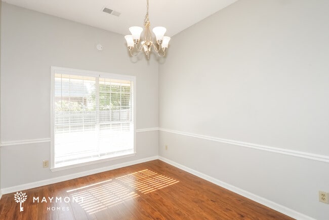 Photo - 4713 Shadow Field Ln