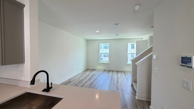Photo - 15045 Groveside Rd