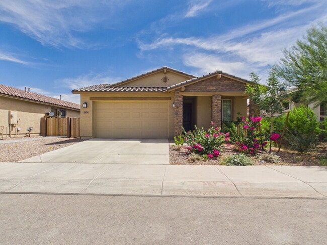 Building Photo - The Harlow in La Mira Discovery Collection