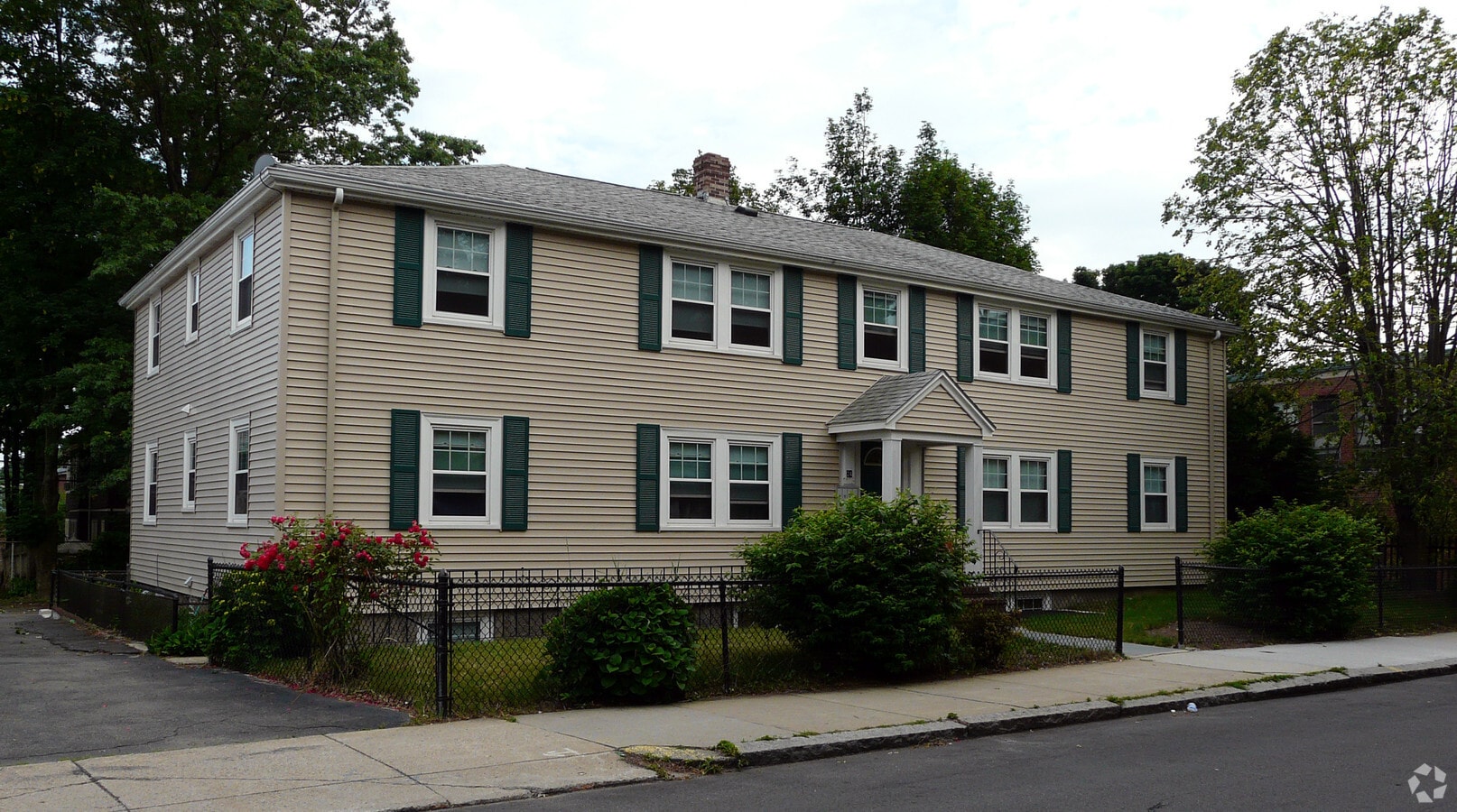 Photo - 24 Centre Ave