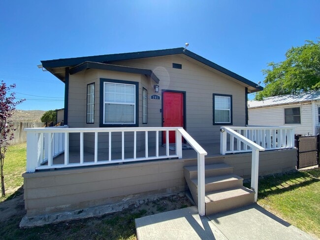 Taft Heights! - Taft Heights! House