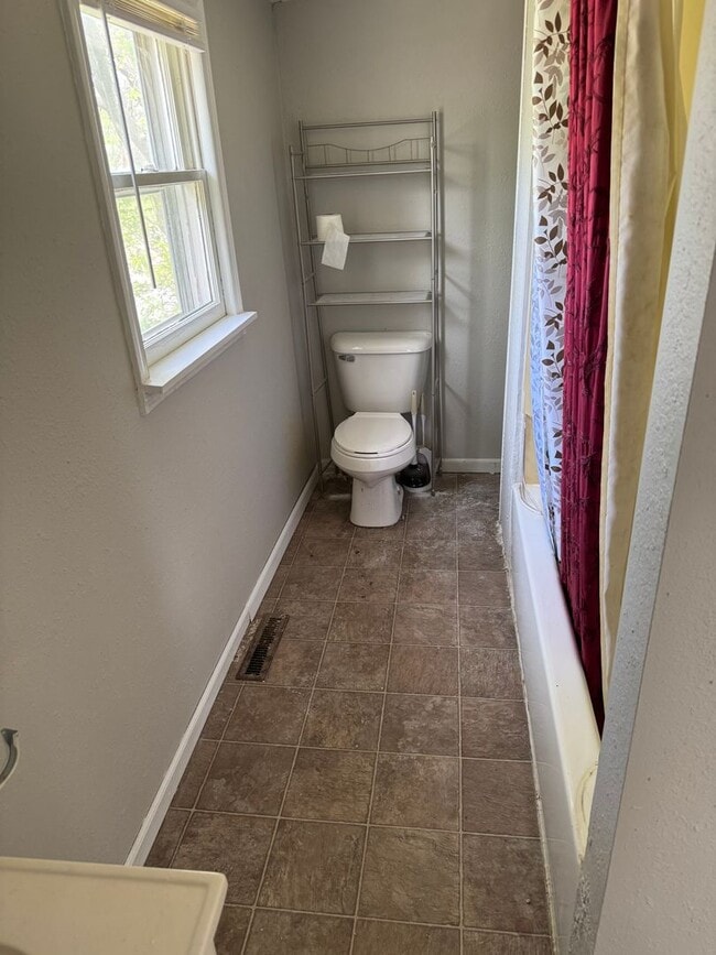 Photo - Newly remodeled 2 bed 1 bath for rent