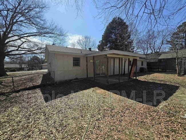 Photo - 501 Bristol Dr