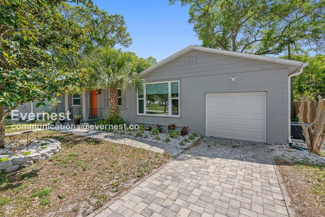 Building Photo - 5600 Tangerine Ave S Rental