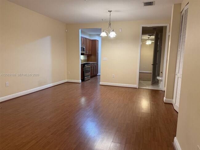 Photo - 1333 SW 4th Ct Unit 1333